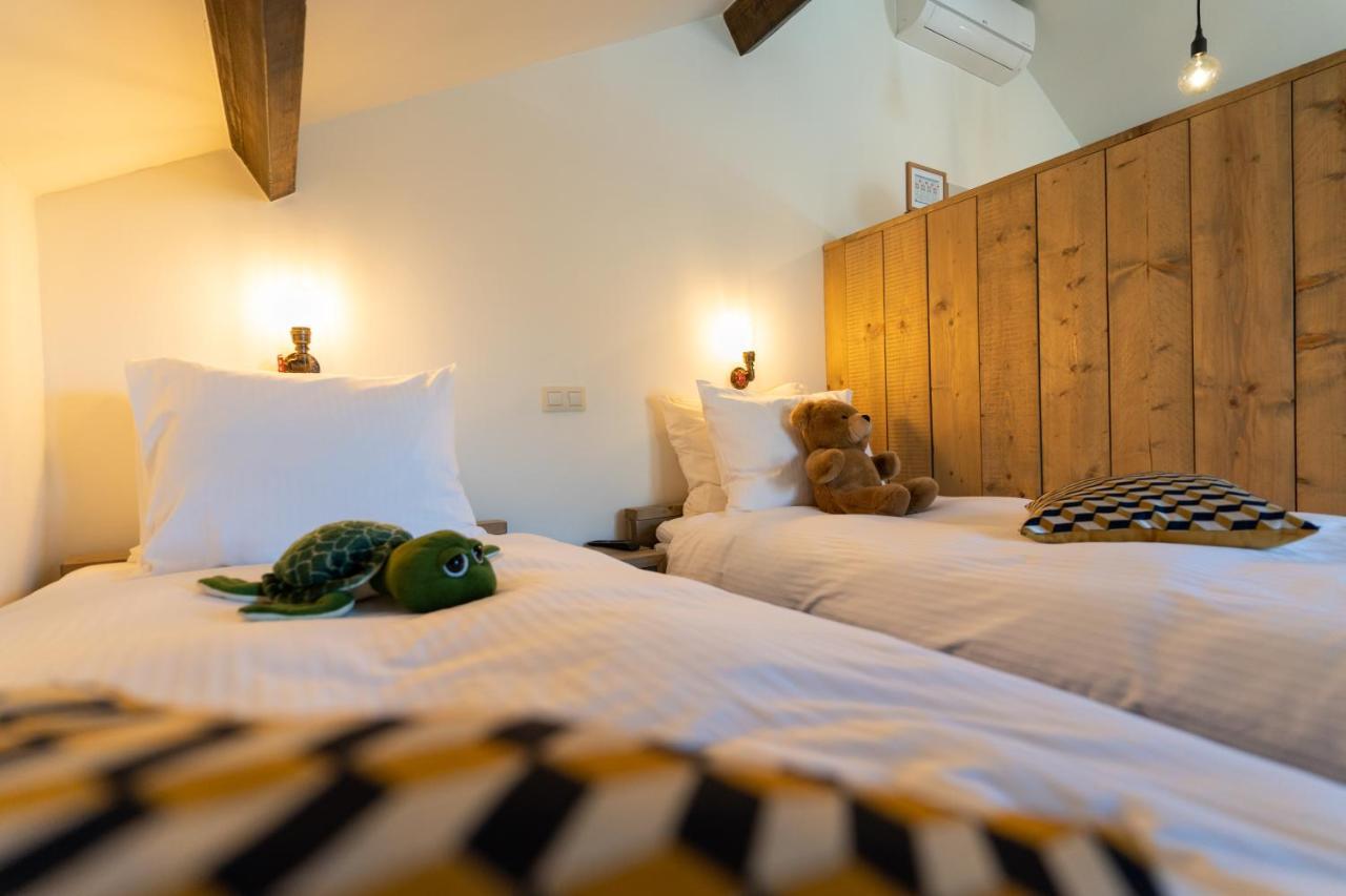 Bed & Breakfast 'T Veerke ดิลเซน-สตอกเคม ภายนอก รูปภาพ